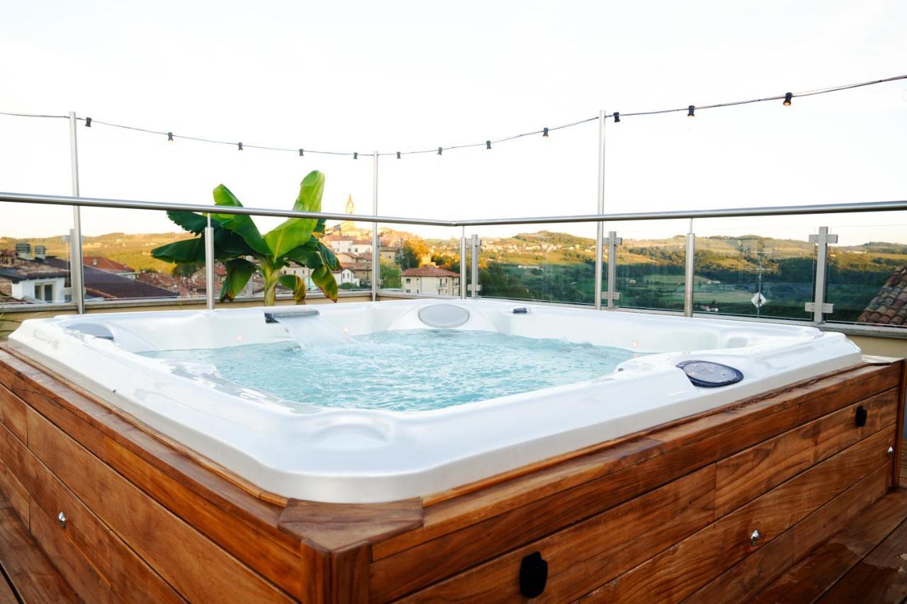 La Piazzetta Degli Artisti - Boutique B&B Bossolasco Luaran gambar