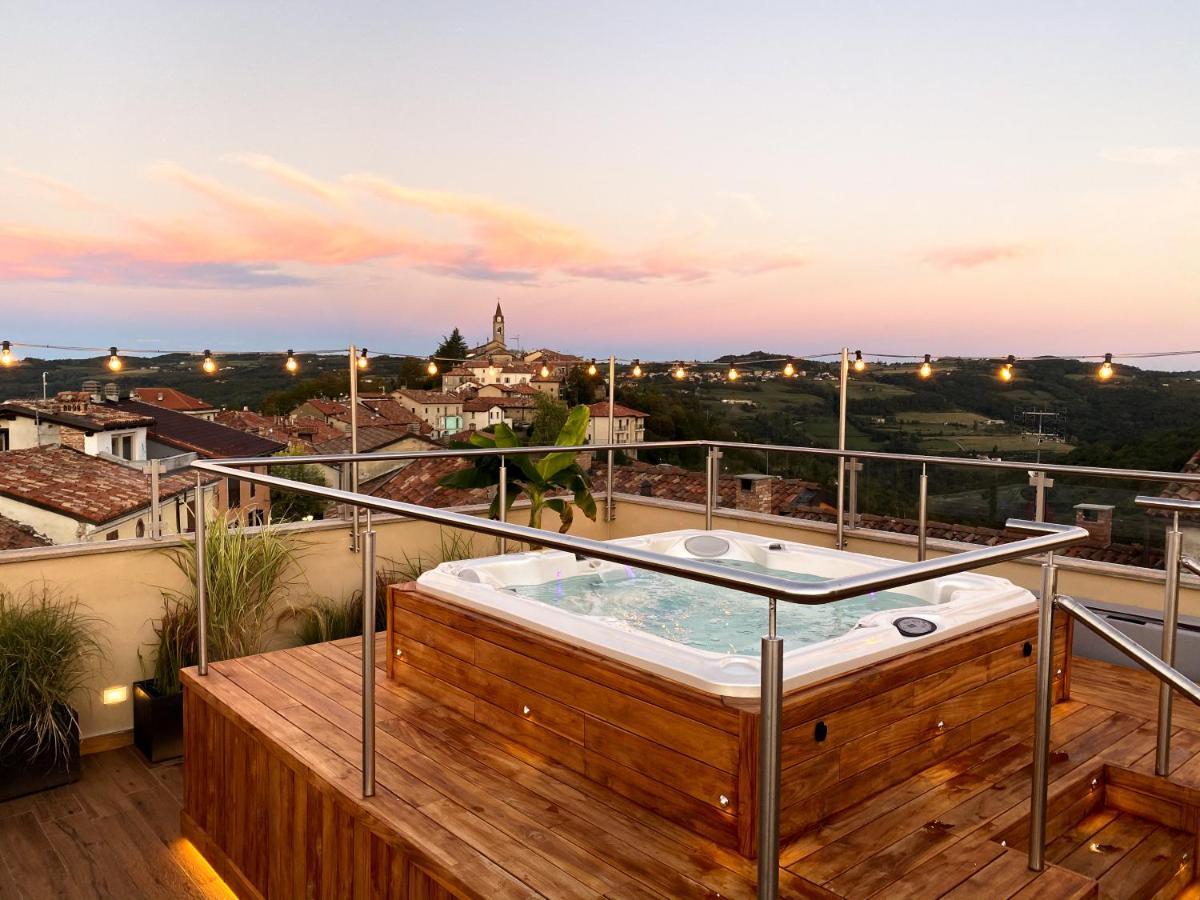 La Piazzetta Degli Artisti - Boutique B&B Bossolasco Luaran gambar