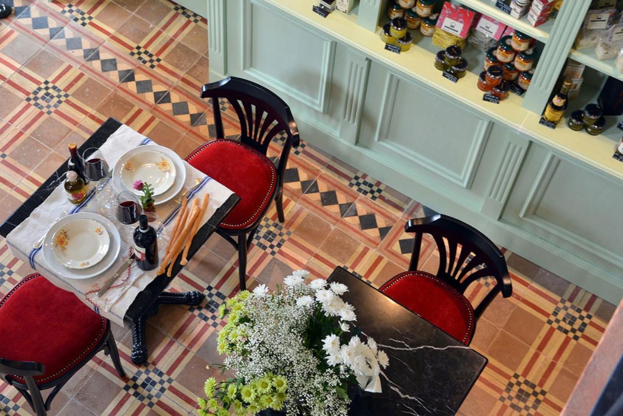 La Piazzetta Degli Artisti - Boutique B&B Bossolasco Luaran gambar